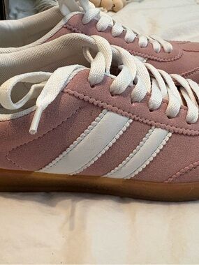 Women's Pink Suede Lace-Up Sneakers with White Stripes
